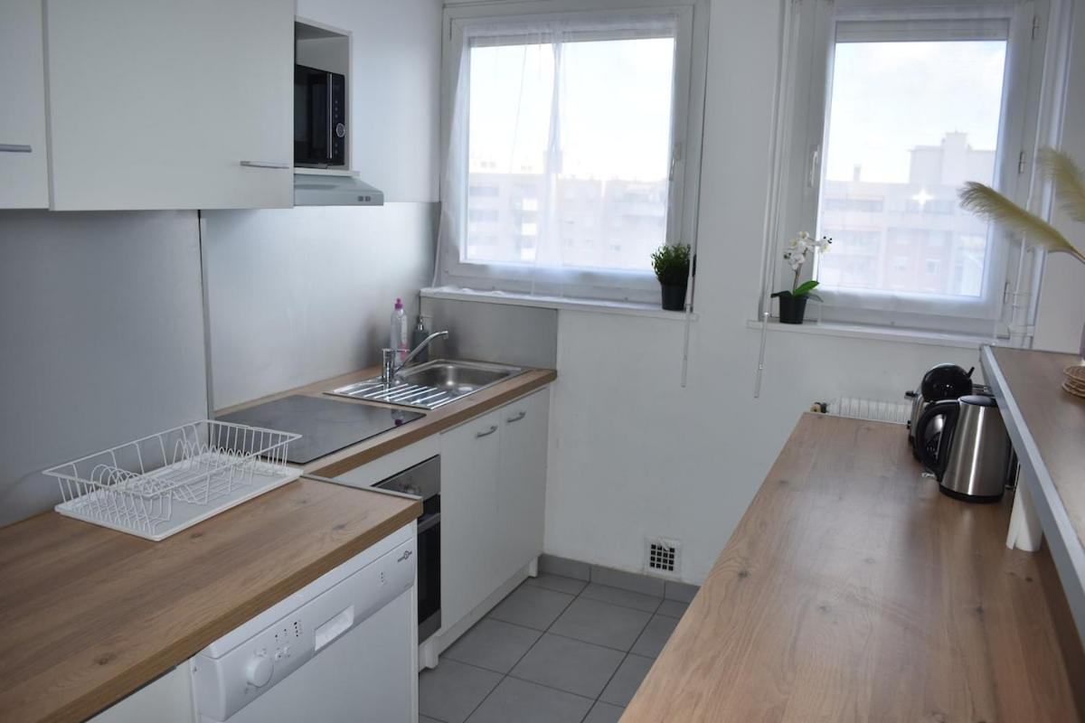 Appartement Lumineux 3 Chambres - Villeurbanne Gratte Ciel Eksteriør bilde